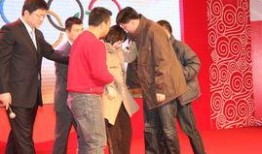 张斌被老婆爆料视频播放,真相究竟如何？